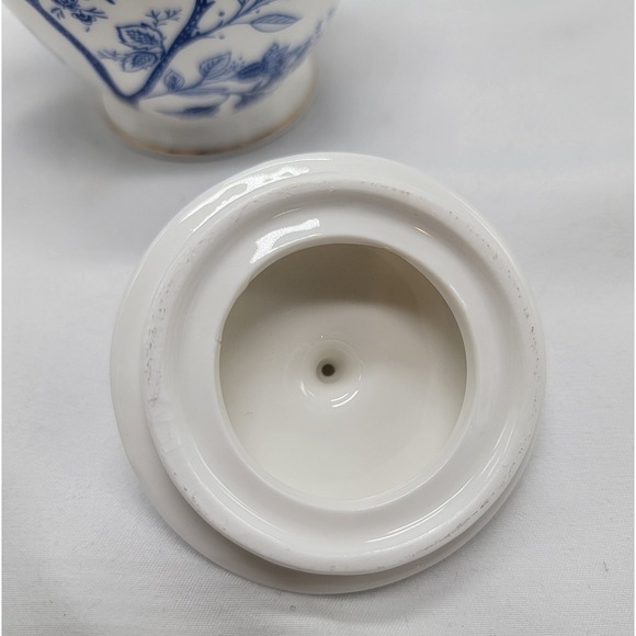 Grace's Teaware Creamer And Sugar Bowl With Lid Set White & Blue Floral - Picture 10 of 16